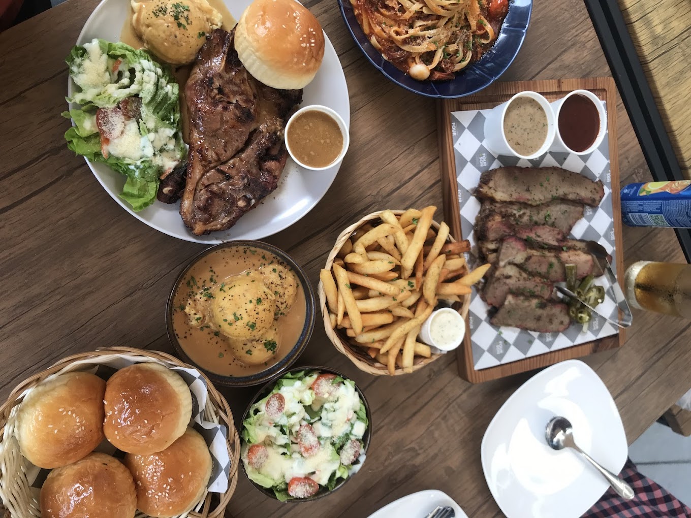Four & Son - Barbeque & Smoked Kitchen - Image 4